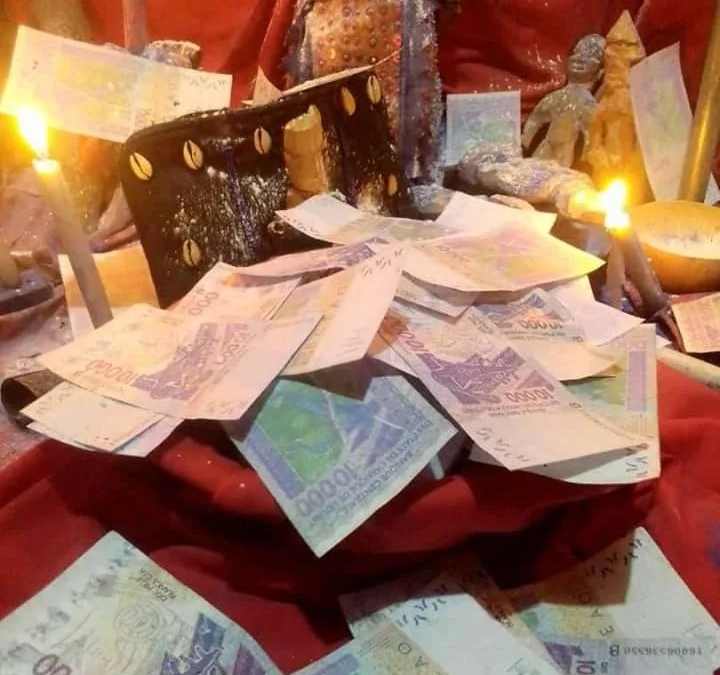 LE VRAI PORTEFEUILLE MAGIQUE DU MARABOUT AGBANZE